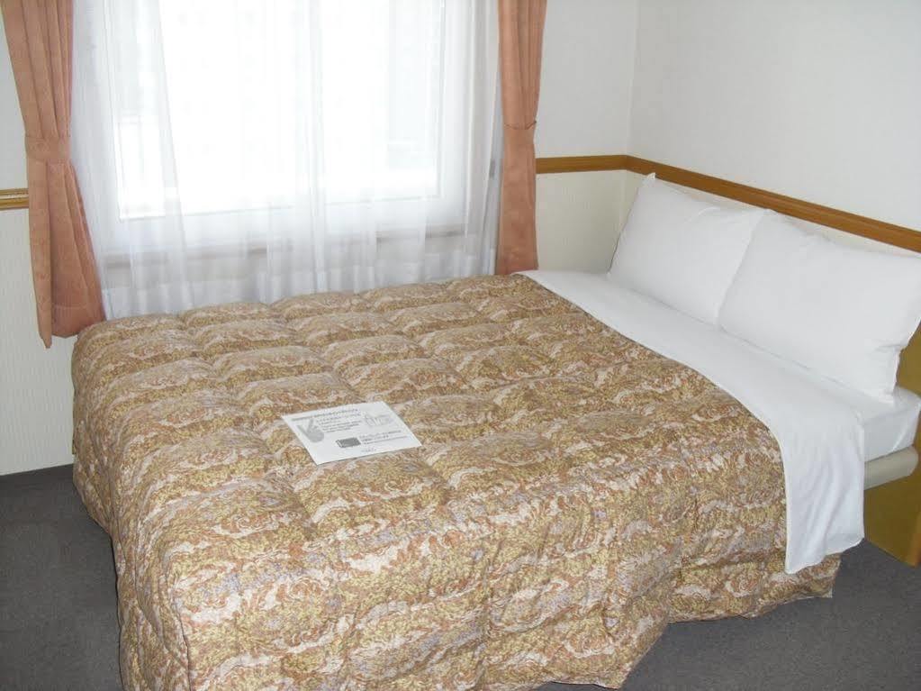 Toyoko Inn Sendai-Eki Nishi-Guchi Chuo Экстерьер фото